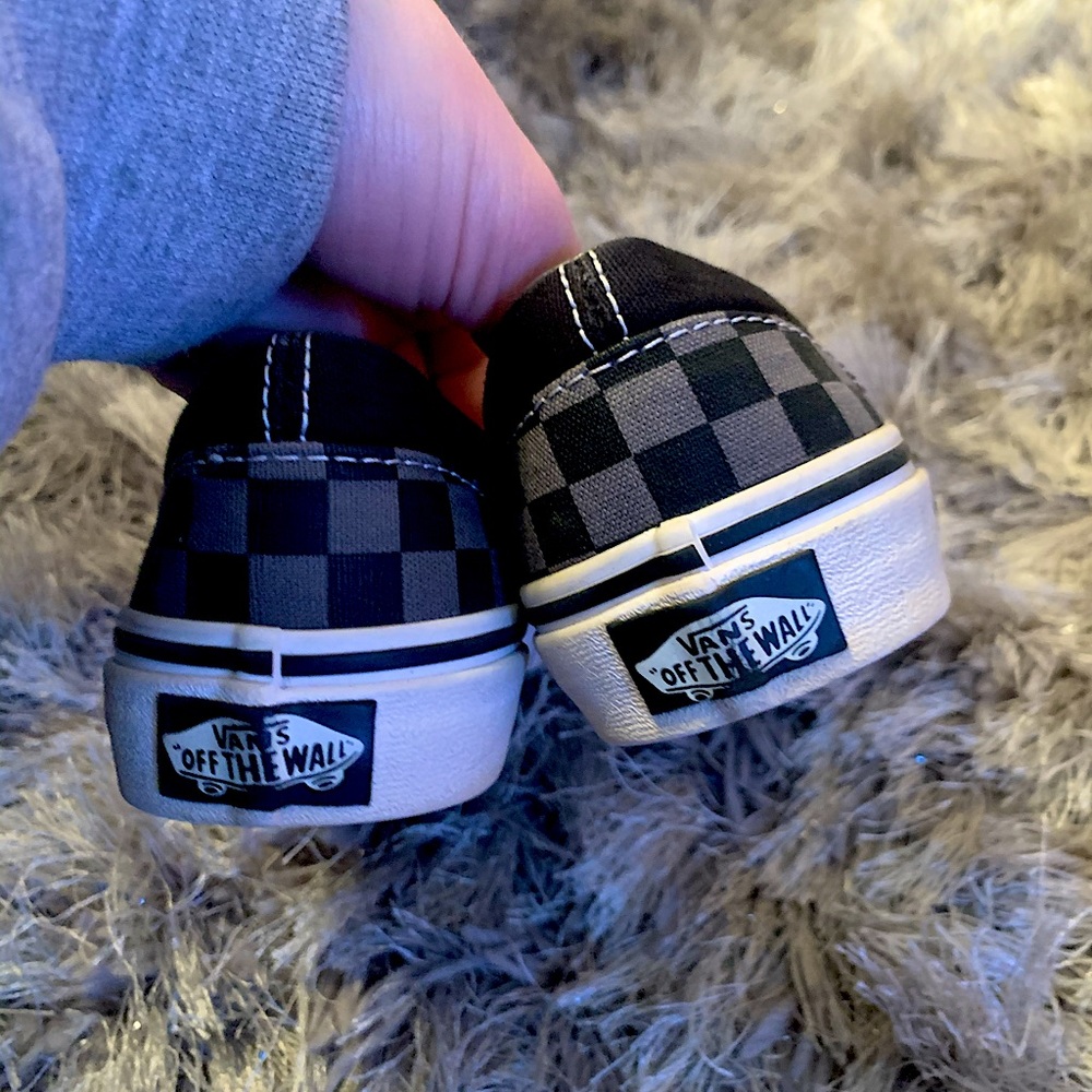 Black and grey checkered vans boys size 2 - Picture 4 of 10